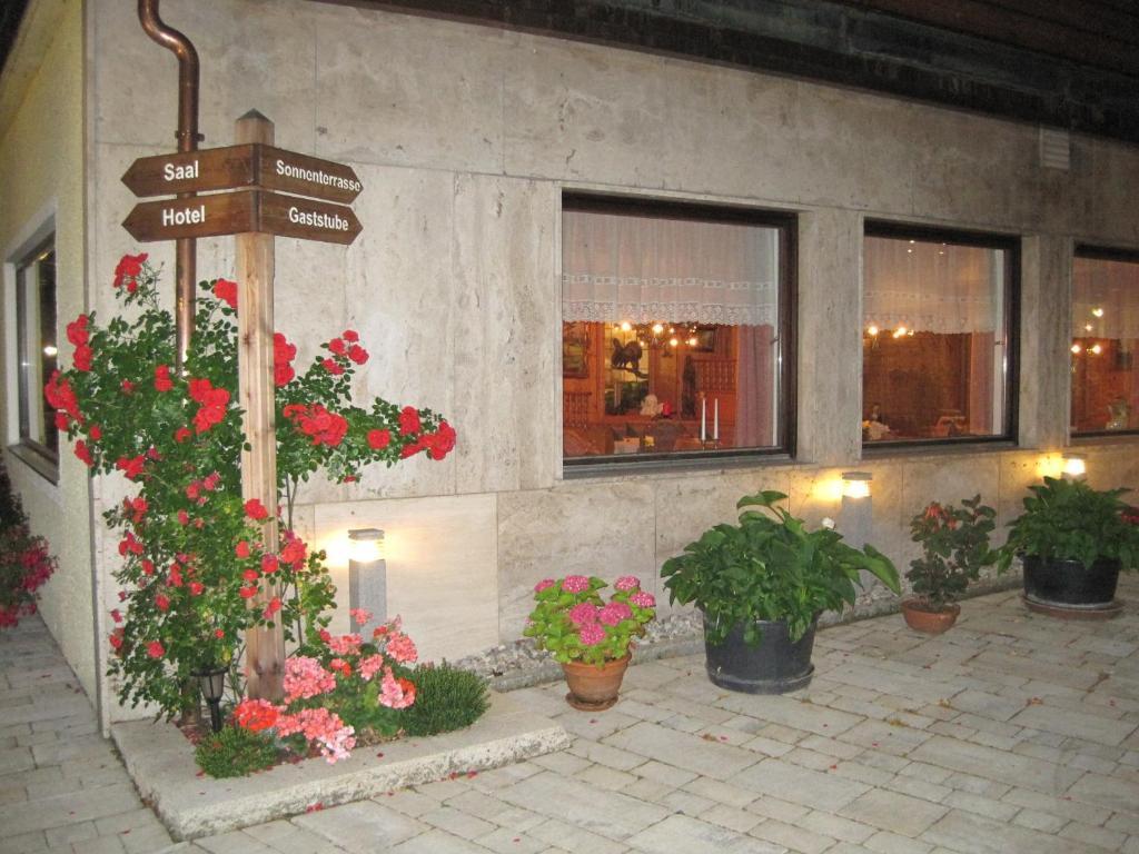 Hotel Zur Schonen Aussicht Übersee エクステリア 写真